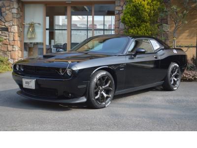 ダッジ チャレンジャー R/T ブラックカスタム V8 5.7L HEMI